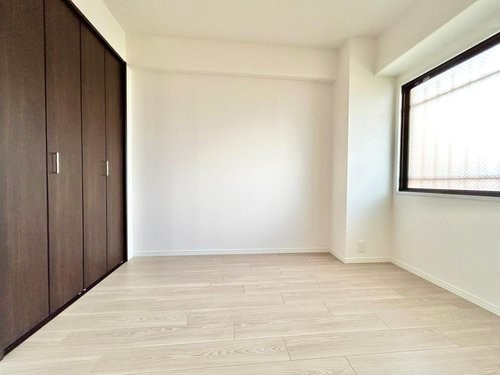 apartment 大阪府八尾市南植松町５丁目182番地 日本TPビル