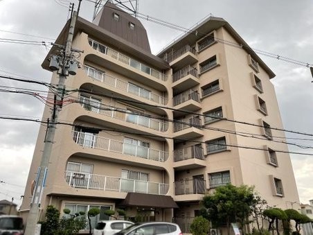 apartment 大阪府八尾市南植松町５丁目182番地 日本TPビル