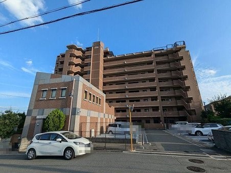 apartment 大阪府八尾市南植松町５丁目182番地 日本TPビル