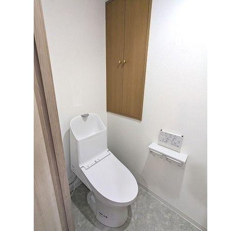 apartment 大阪府八尾市南植松町５丁目182番地 日本TPビル