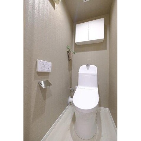 apartment 大阪府八尾市南植松町５丁目182番地 日本TPビル