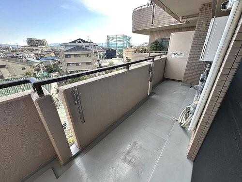 apartment 大阪府八尾市南植松町５丁目182番地 日本TPビル