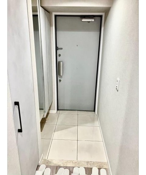 apartment 大阪府八尾市南植松町５丁目182番地 日本TPビル