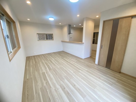 detached 大阪府八尾市南植松町５丁目182番地 日本TPビル