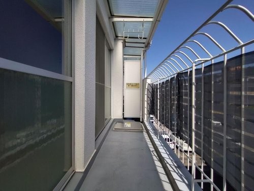 apartment 大阪府八尾市南植松町５丁目182番地 日本TPビル