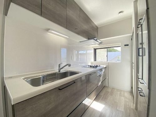 apartment 大阪府八尾市南植松町５丁目182番地 日本TPビル