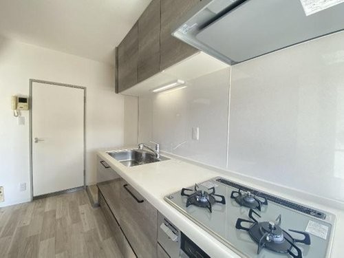 apartment 大阪府八尾市南植松町５丁目182番地 日本TPビル
