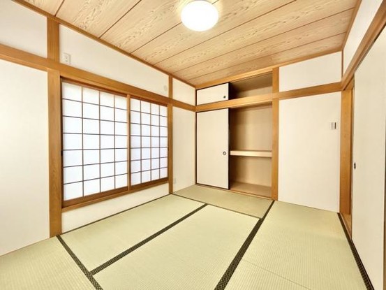 detached 大阪府八尾市南植松町５丁目182番地 日本TPビル
