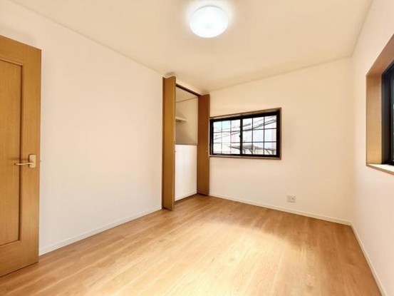 detached 大阪府八尾市南植松町５丁目182番地 日本TPビル