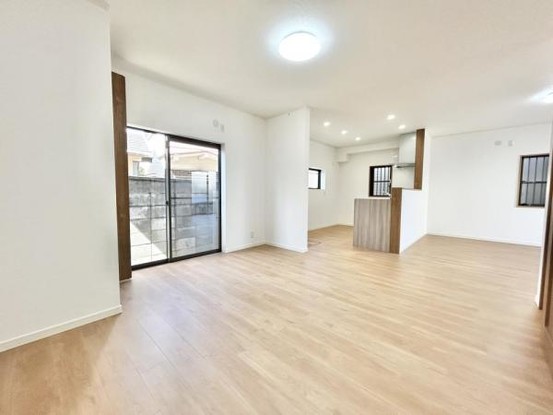 detached 大阪府八尾市南植松町５丁目182番地 日本TPビル