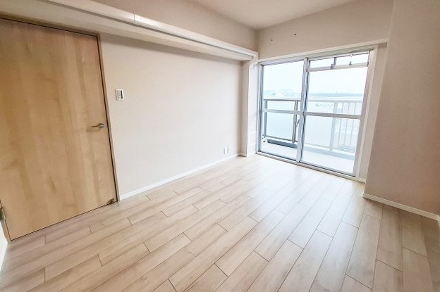 apartment 大阪府八尾市南植松町５丁目182番地 日本TPビル