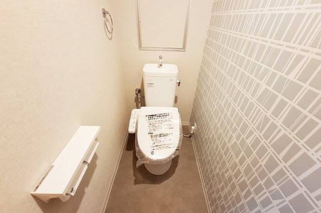 apartment 大阪府八尾市南植松町５丁目182番地 日本TPビル