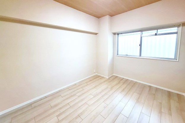 apartment 大阪府八尾市南植松町５丁目182番地 日本TPビル
