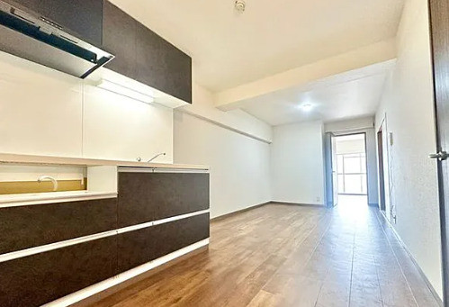 apartment 大阪府八尾市南植松町５丁目182番地 日本TPビル