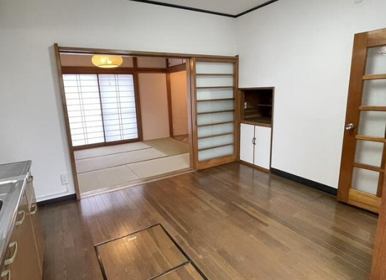 detached 埼玉県鶴ヶ島市大字上広谷176-1 ニュースカイハイツ102