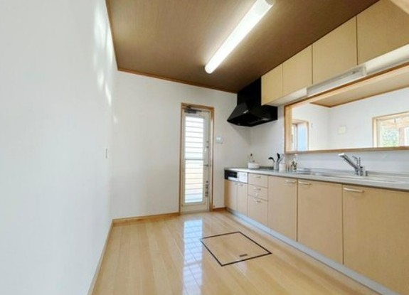 detached 埼玉県鶴ヶ島市大字上広谷176-1 ニュースカイハイツ102