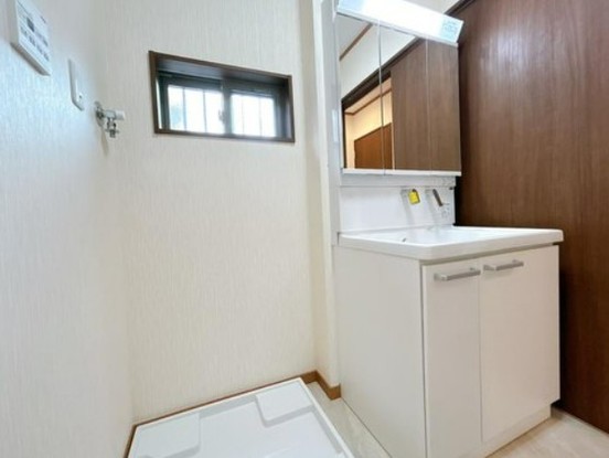 detached 埼玉県鶴ヶ島市大字上広谷176-1 ニュースカイハイツ102