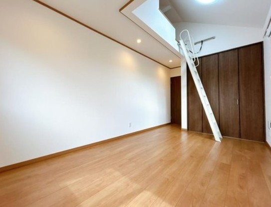 detached 埼玉県鶴ヶ島市大字上広谷176-1 ニュースカイハイツ102