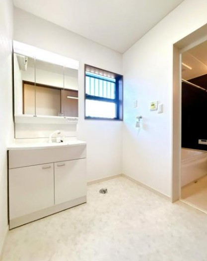 detached 埼玉県鶴ヶ島市大字上広谷176-1 ニュースカイハイツ102