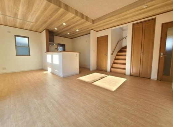 detached 埼玉県鶴ヶ島市大字上広谷176-1 ニュースカイハイツ102