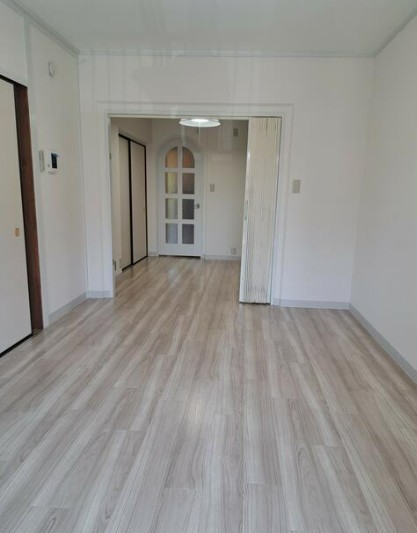 apartment 埼玉県鶴ヶ島市大字上広谷176-1 ニュースカイハイツ102