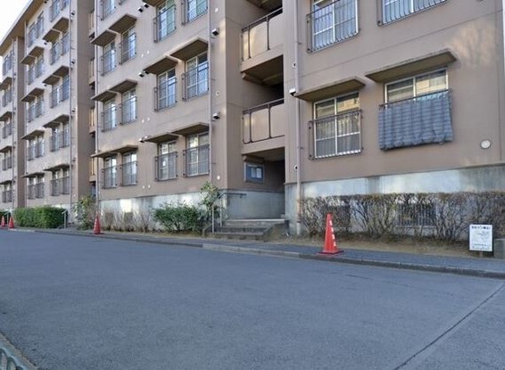 apartment 埼玉県鶴ヶ島市大字上広谷176-1 ニュースカイハイツ102