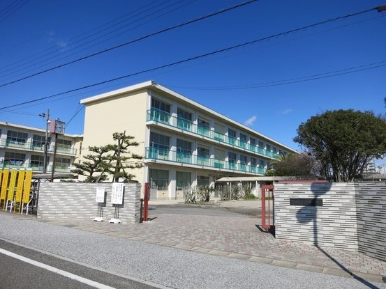 apartment 愛知県豊田市土橋町５丁目
地図を見る