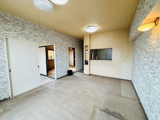 apartment 愛知県豊橋市つつじが丘１丁目8-14