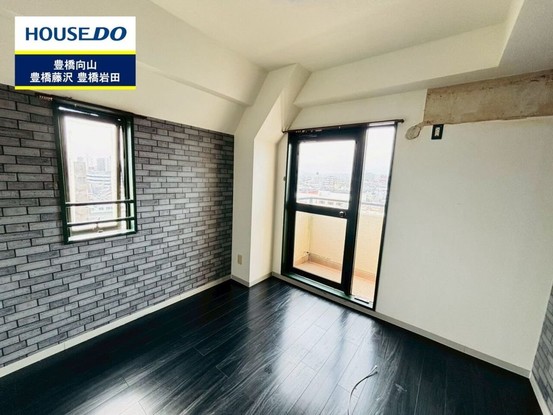 apartment 愛知県豊橋市つつじが丘１丁目8-14