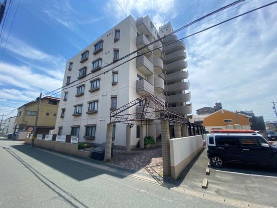 apartment 愛知県豊橋市つつじが丘１丁目8-14