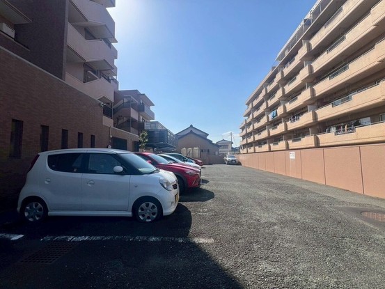 apartment 愛知県豊橋市つつじが丘１丁目8-14