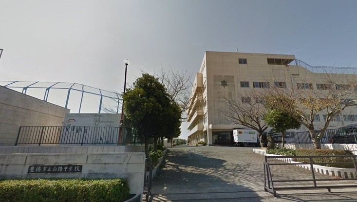 apartment 愛知県豊橋市潮崎町
地図を見る