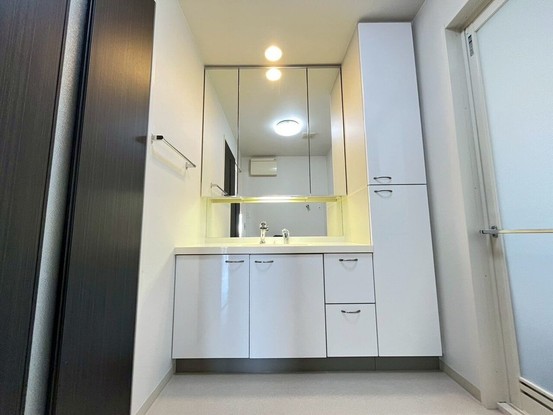 apartment 愛知県豊橋市潮崎町
地図を見る