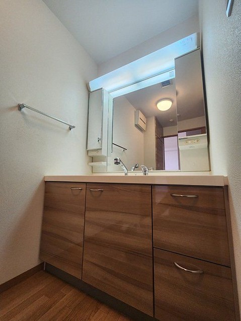 apartment 愛知県豊橋市草間町字平東
地図を見る