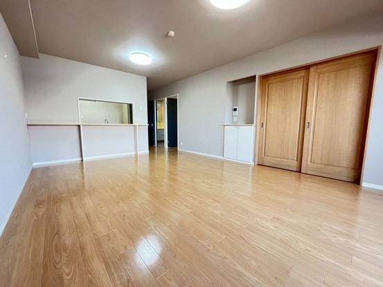 apartment 愛知県豊橋市西岩田５丁目11-5
