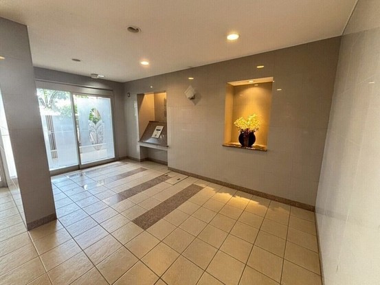 apartment 愛知県豊橋市西岩田５丁目11-5