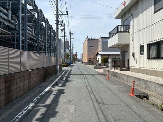 apartment 愛知県豊橋市西岩田５丁目11-5