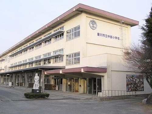 apartment 愛知県豊川市川花町３丁目
地図を見る