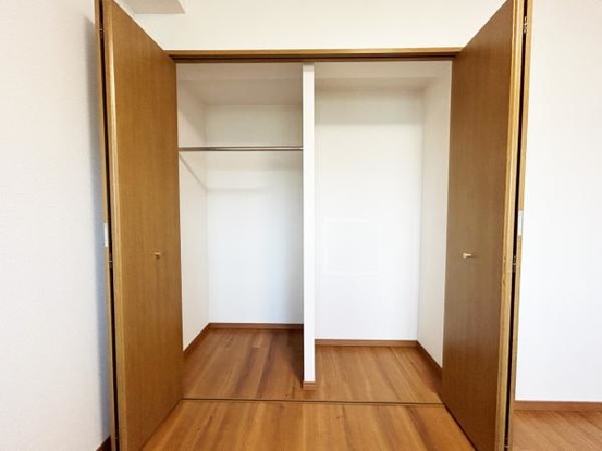 apartment 愛知県豊田市生駒町大坪17番地　キングスコート豊田生駒　1階