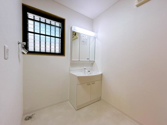 detached 愛知県豊田市生駒町大坪17番地　キングスコート豊田生駒　1階