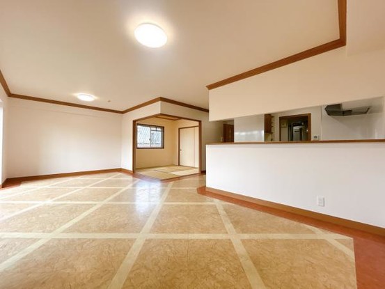 apartment 愛知県豊田市生駒町大坪17番地　キングスコート豊田生駒　1階