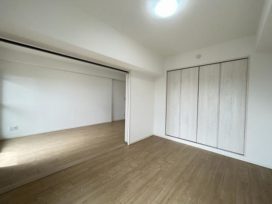apartment 愛知県豊田市生駒町大坪17番地　キングスコート豊田生駒　1階