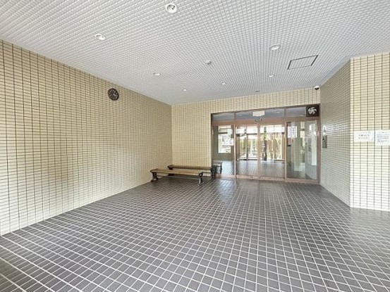 apartment 愛知県豊田市生駒町大坪17番地　キングスコート豊田生駒　1階