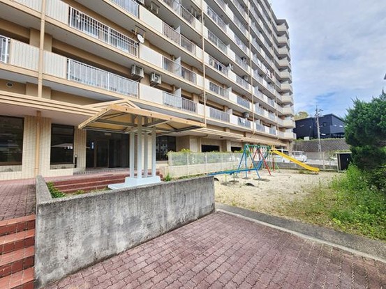 apartment 愛知県豊田市生駒町大坪17番地　キングスコート豊田生駒　1階
