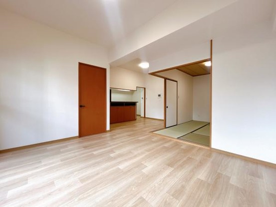 apartment 愛知県豊田市生駒町大坪17番地　キングスコート豊田生駒　1階