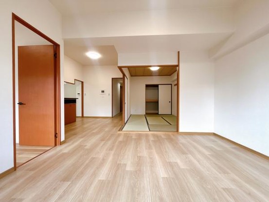 apartment 愛知県豊田市生駒町大坪17番地　キングスコート豊田生駒　1階