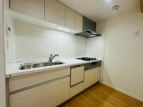 apartment 愛知県豊田市生駒町大坪17番地　キングスコート豊田生駒　1階