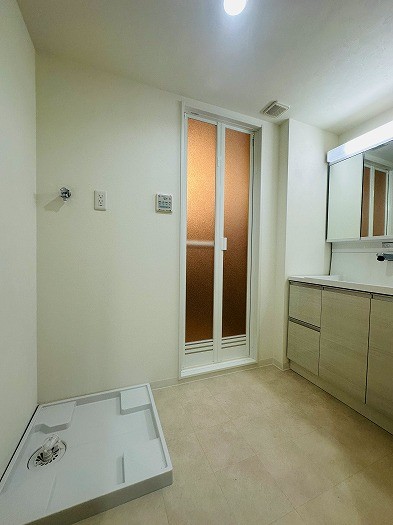 apartment 愛知県豊田市生駒町大坪17番地　キングスコート豊田生駒　1階