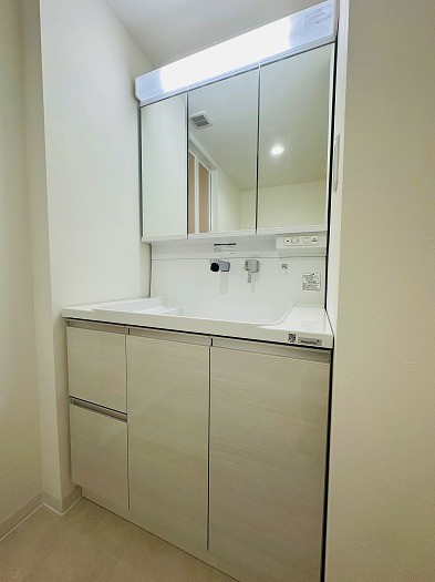 apartment 愛知県豊田市生駒町大坪17番地　キングスコート豊田生駒　1階