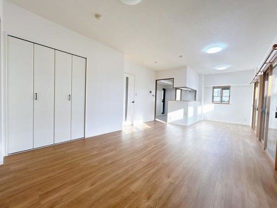 apartment 愛知県豊田市生駒町大坪17番地　キングスコート豊田生駒　1階